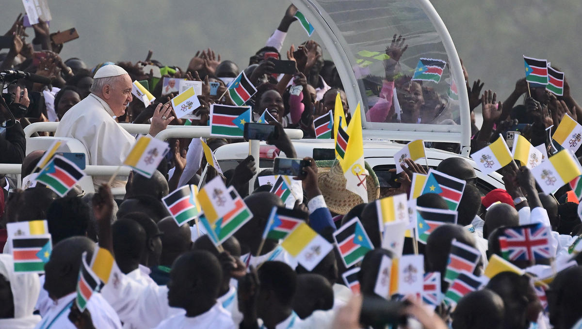 Pope-Francis-holy-mass-at-the-John-Garang-Mausoleum-in-Juba-South-Sudan-AFP