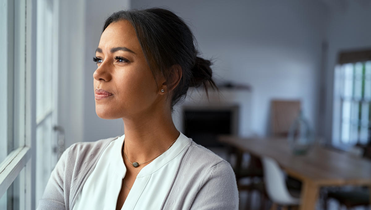 WOMAN-THINK-shutterstock_2003674943.jpg