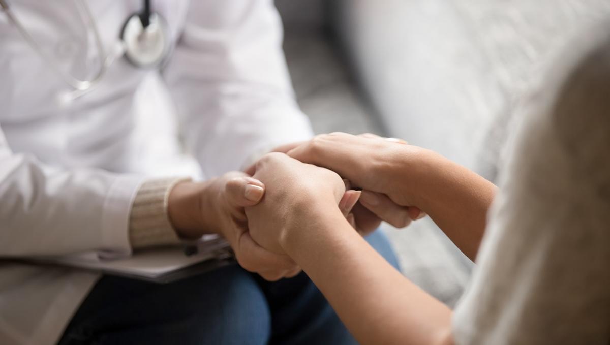 doctor crisis hold hands