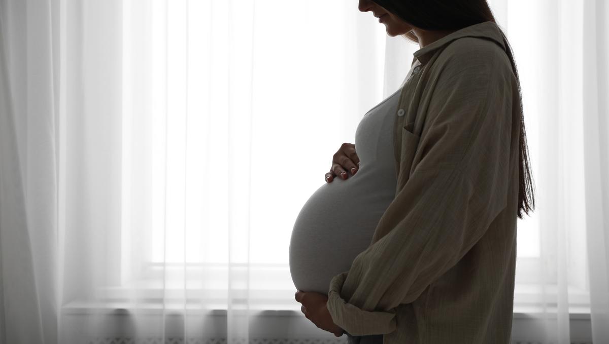 FEMME-ENCEINTE-GROSSESSE-shutterstock