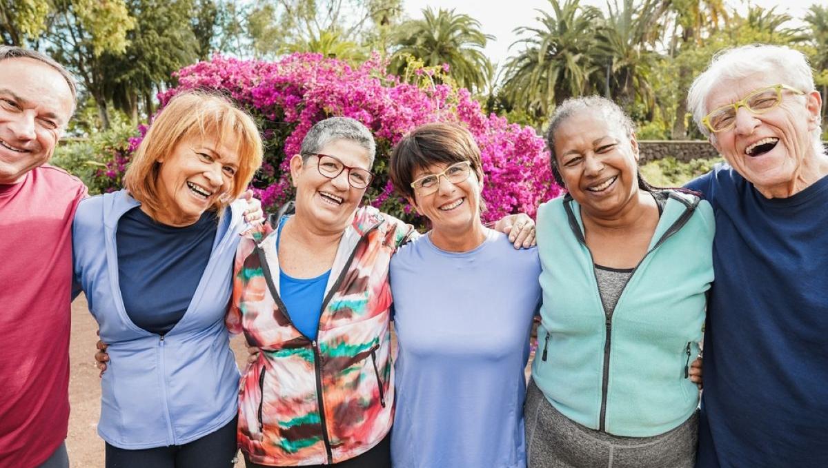 ancianos, adultos mayores, ejemplo, inspirador