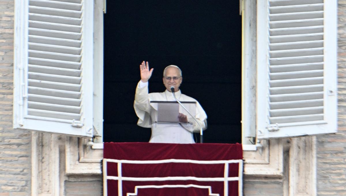 Anioł Pański z papieżem Leonem