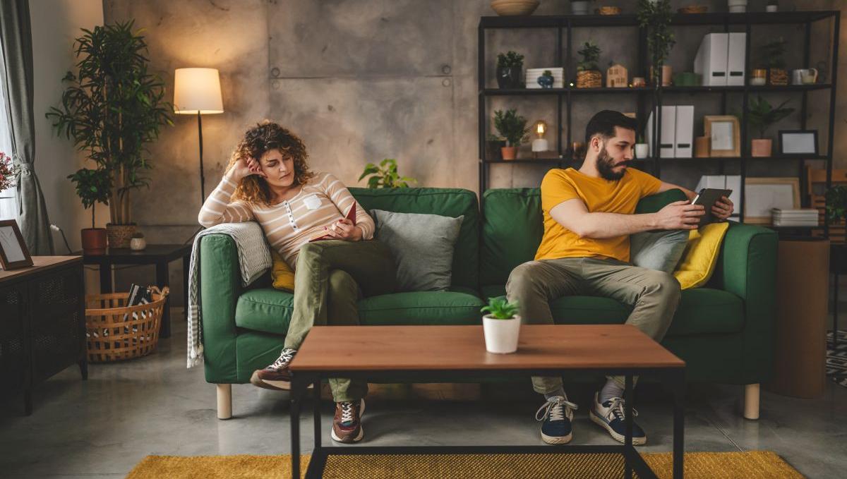 pareja- distanciada - matrimonio