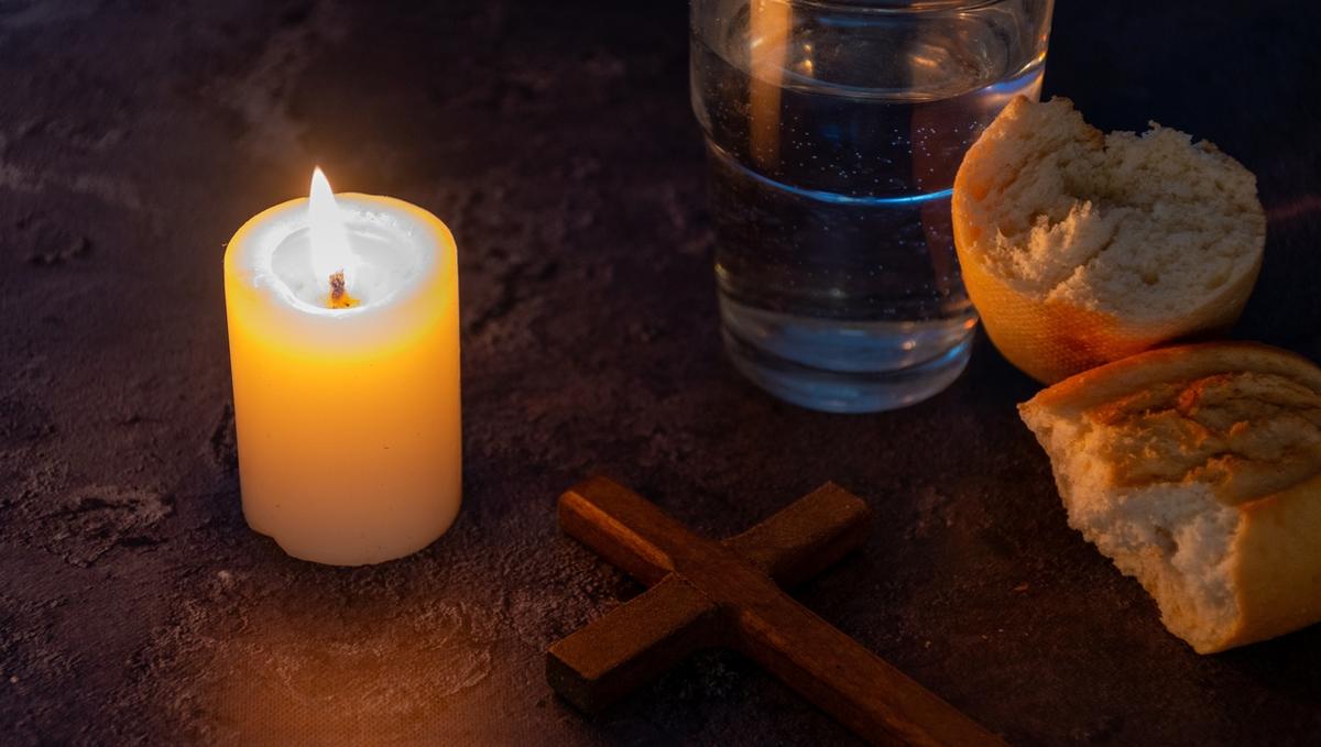Swiec,a krzyż, chleb i woda – symbole Wielkiego Postu