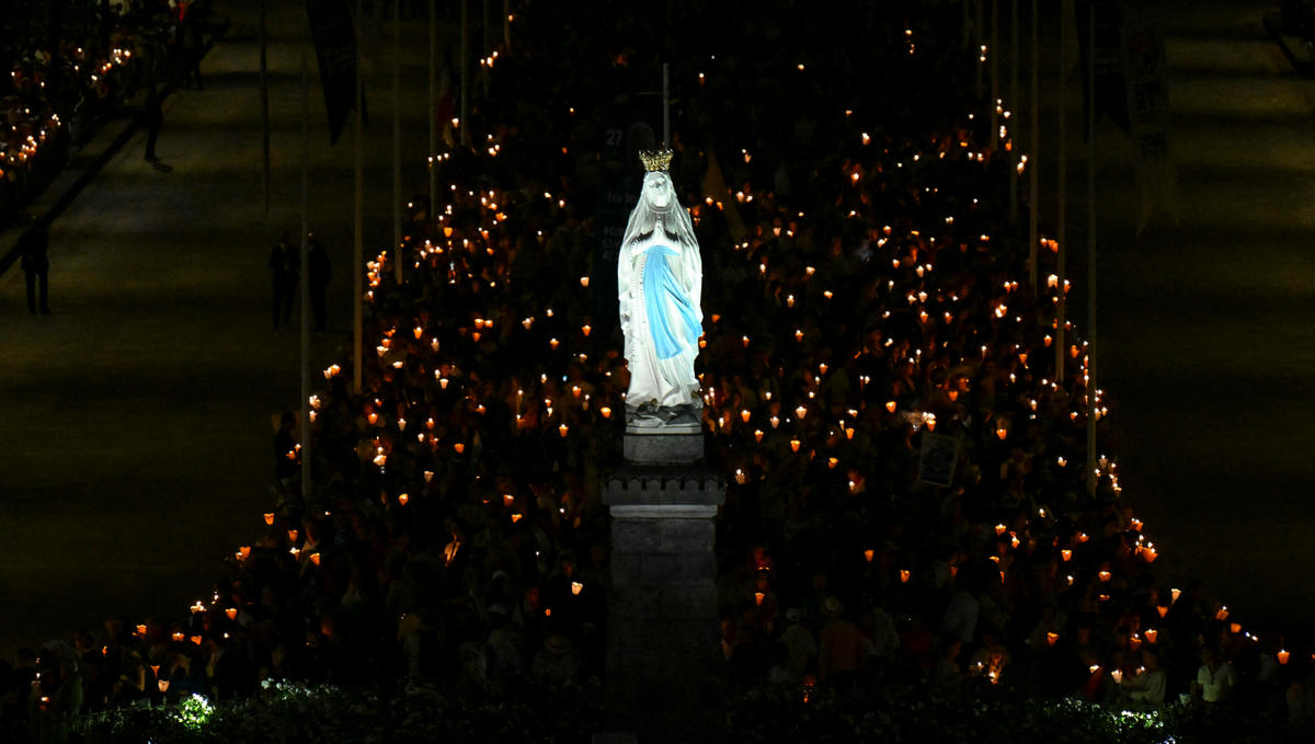 faithfuls-hold-candles-virgin-mary-statue-basilica-holy-rosary-pope-leo-xiv-lourdes-france-september-27-2026