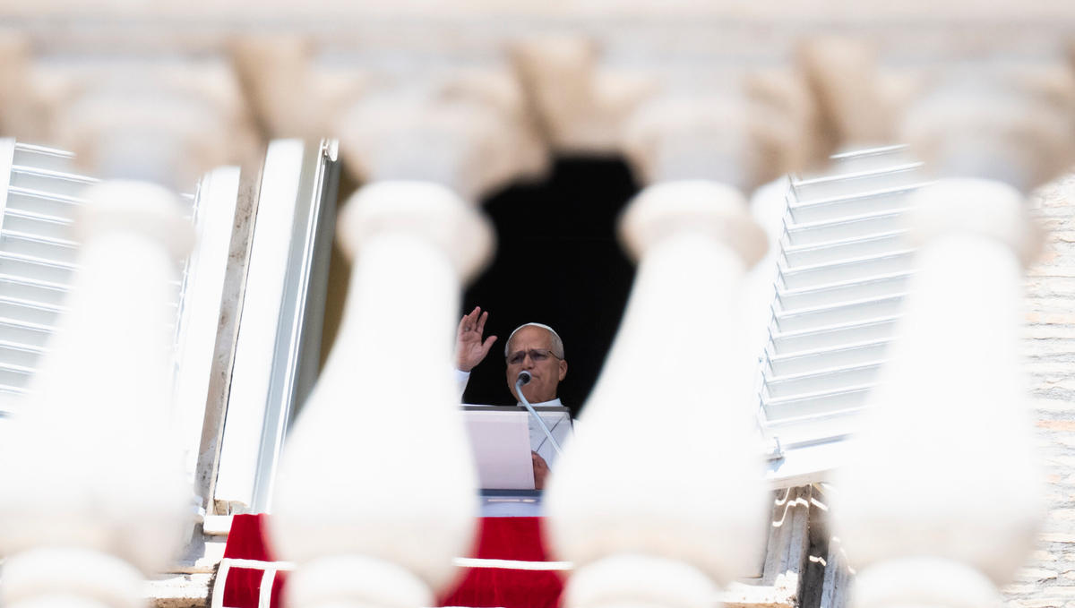pope-leo-xiv-angelus
