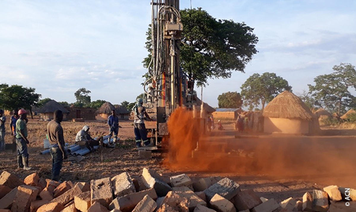AFRICA MISSIONARIES AID TO THE CHURCH IN NEED