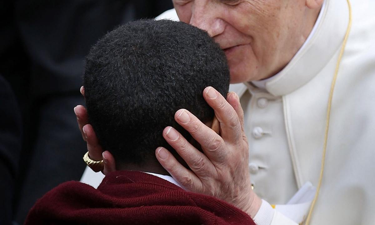 (FOTOGALLERY) Aneddoti e immagini curiose del pontificato di Benedetto XVI