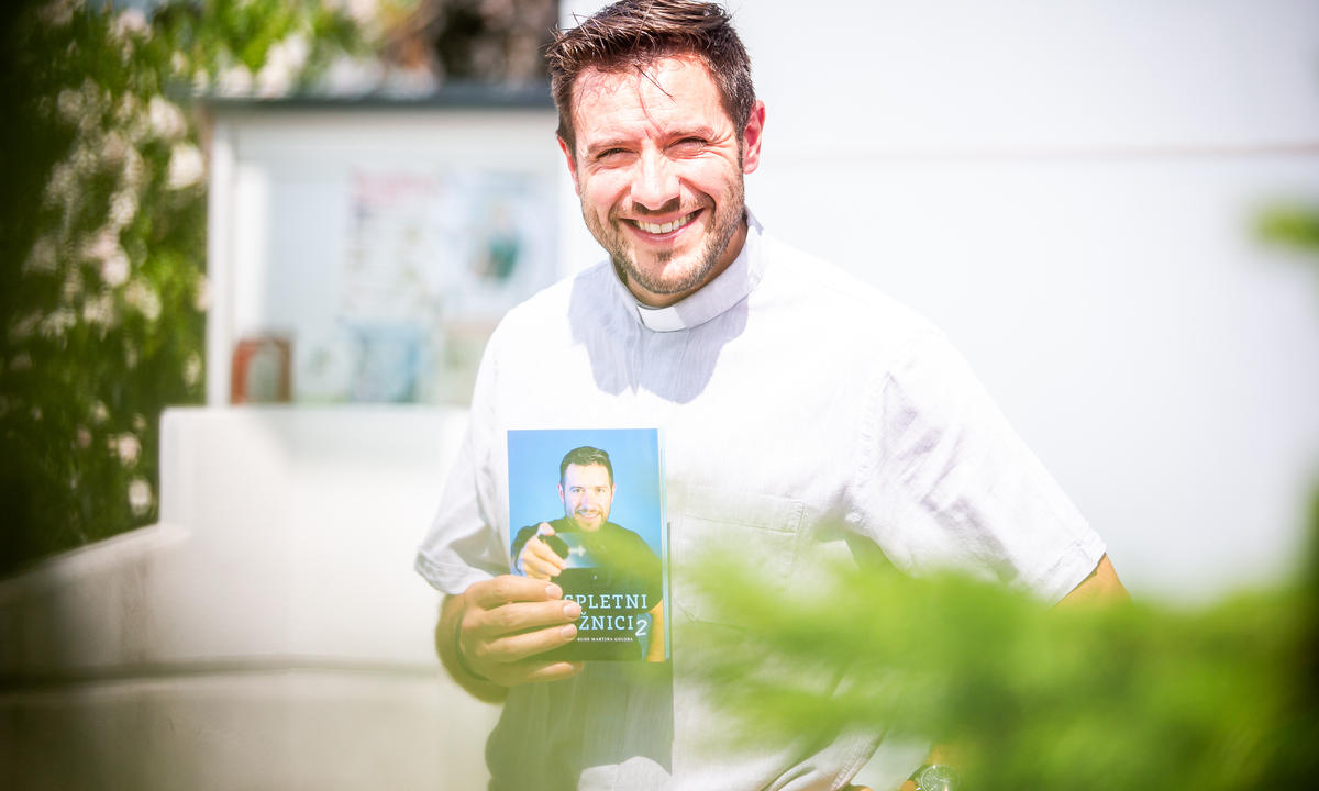 Martin Golob in predstavitev knjige Na spletni prižnici 2