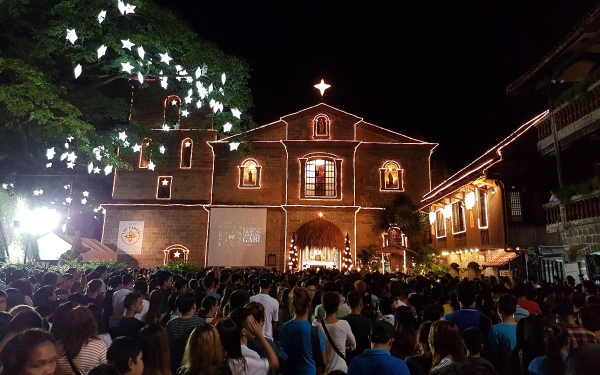 Las Pinas Church during Simbang Gabi