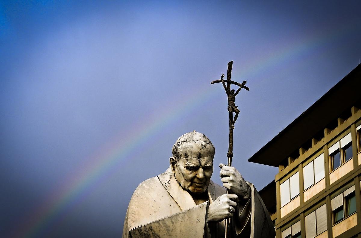 Rainbow Gemelli John Paul II statue