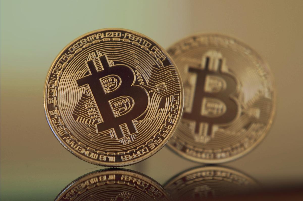 BITCOIN