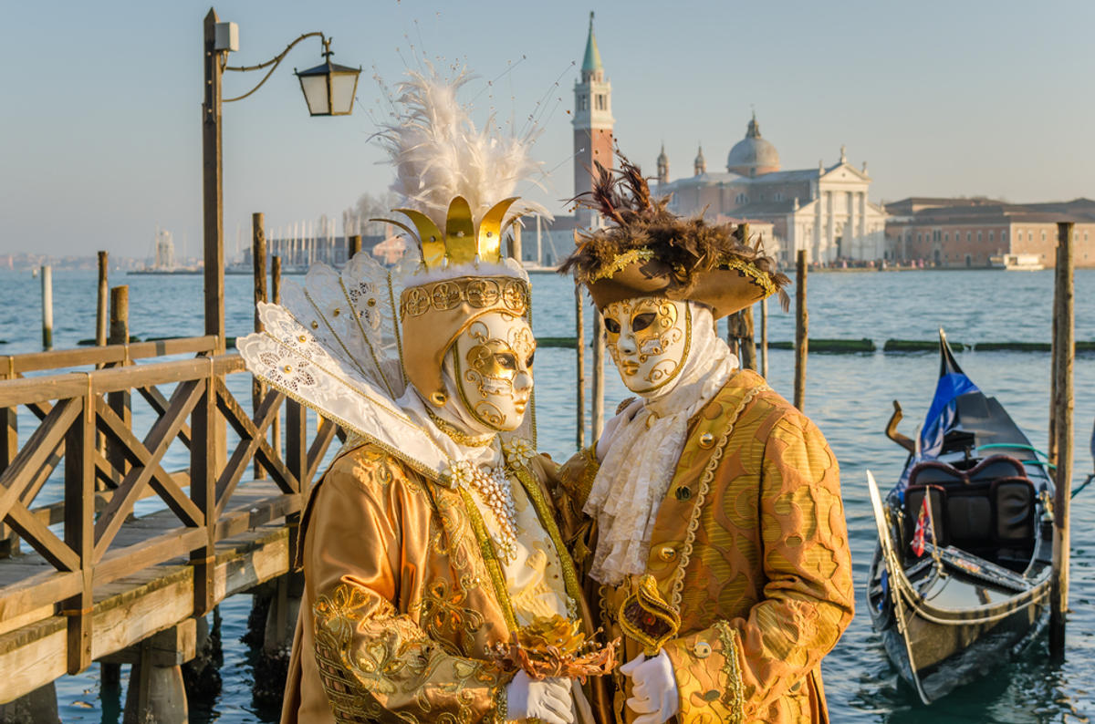 CARNIVAL
