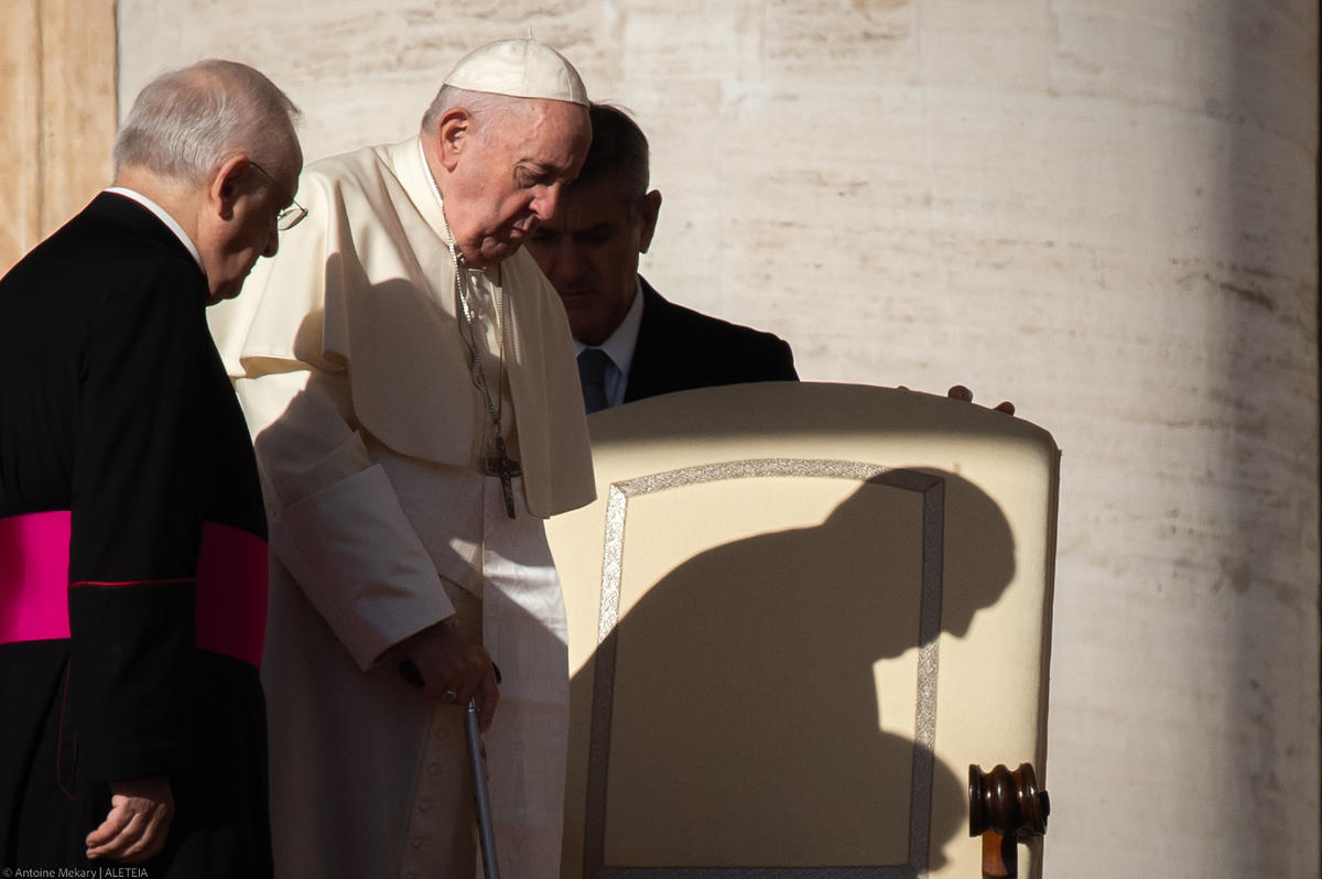 Pope-Francis-general-audience-Antoine-Mekry-ALETEIA