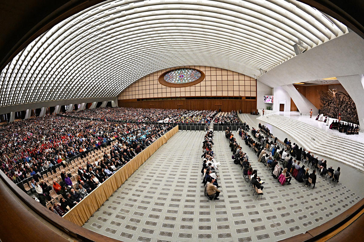 General-View-of-Paul-VI-HALL-during-Pope-francis-weekly-general-Audience-AFP