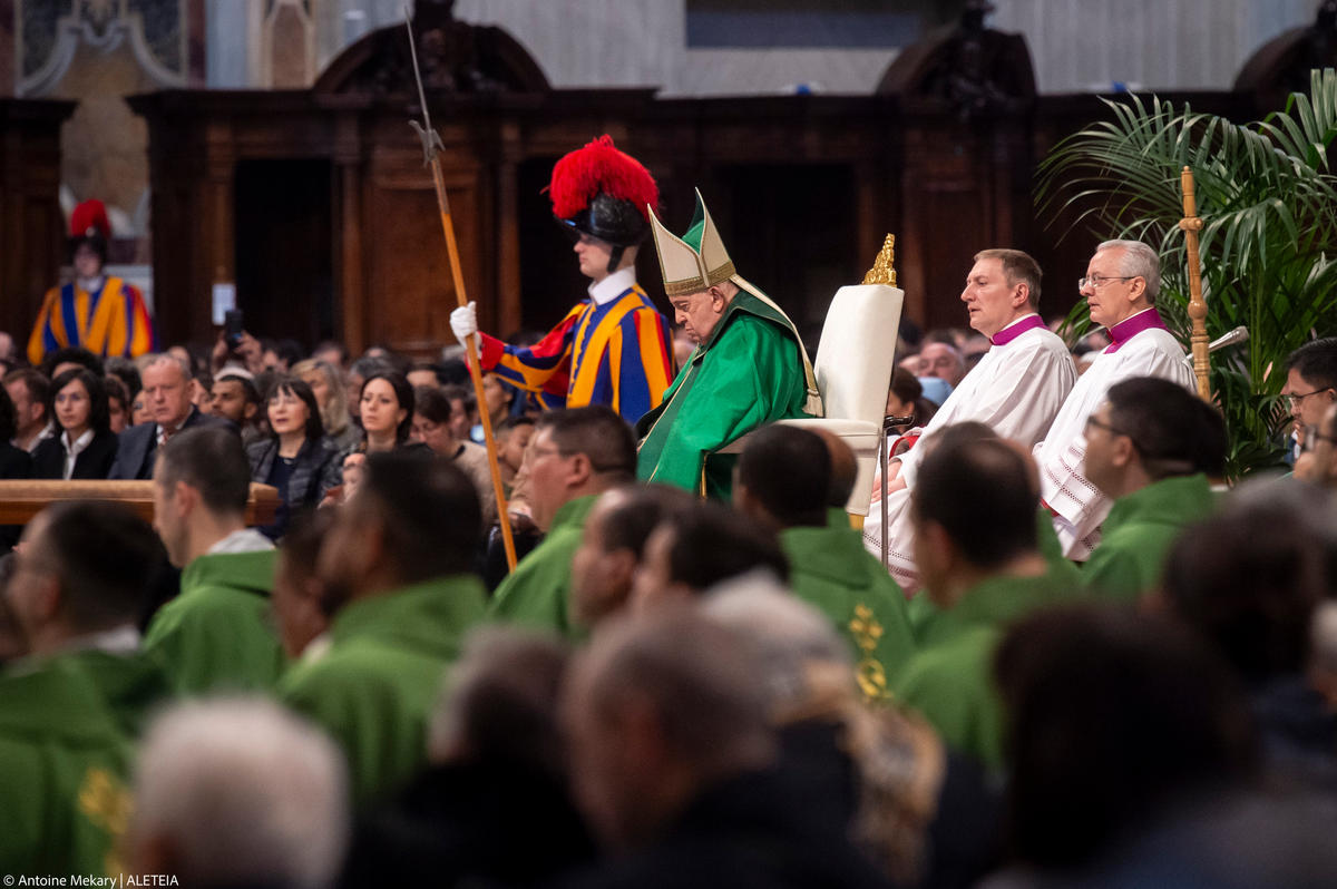 Pope Francis presides a mass on World Day of the Poor at St Peter's basilica
