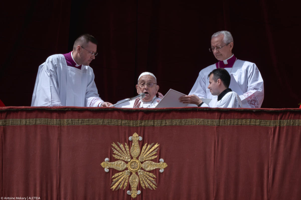EASTER-VATICAN-POPE-EASTER2025