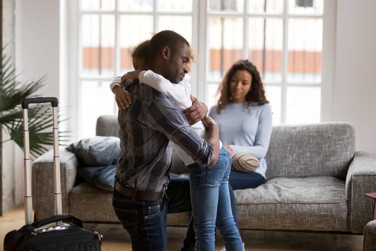 Padres ante divorcio y custodia de los hijos