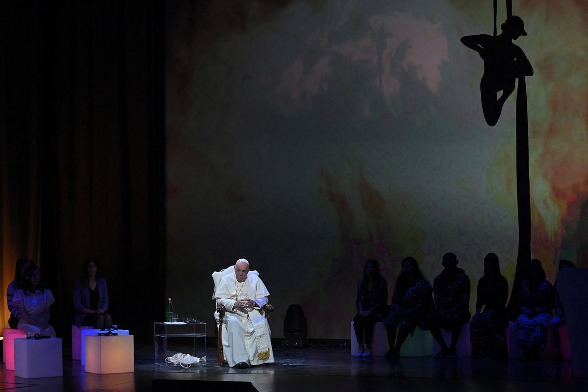 Pope-Francis-attends-the-Economy-of-Francesco-Assisi-AFP