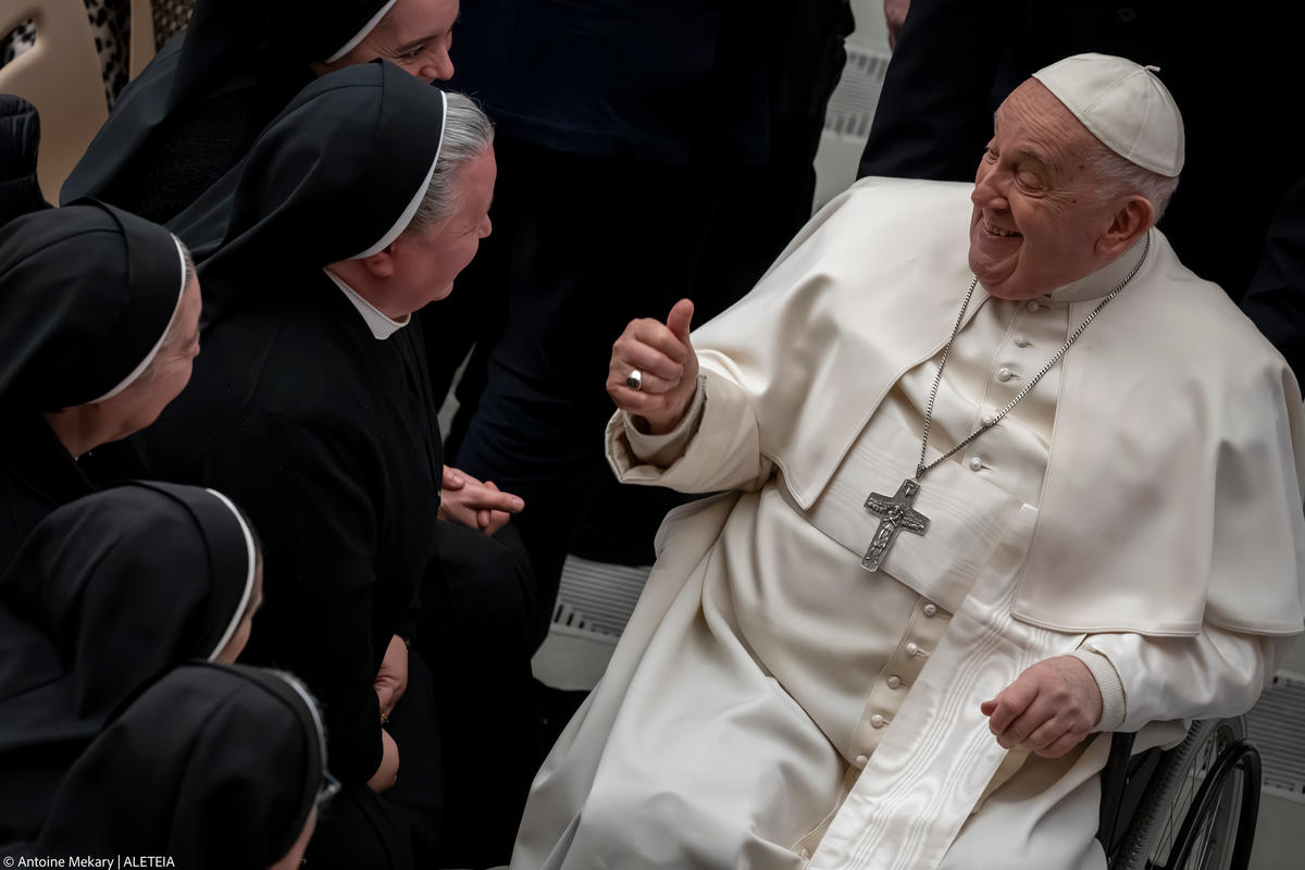 Pope Francis jokes with nuns