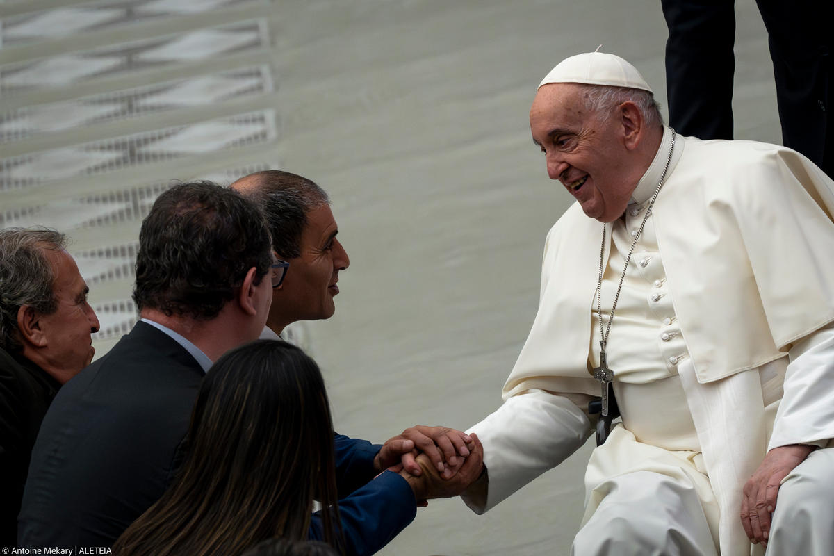 POPE-AUDIENCE-PAULVI-HALL-MARCH27
