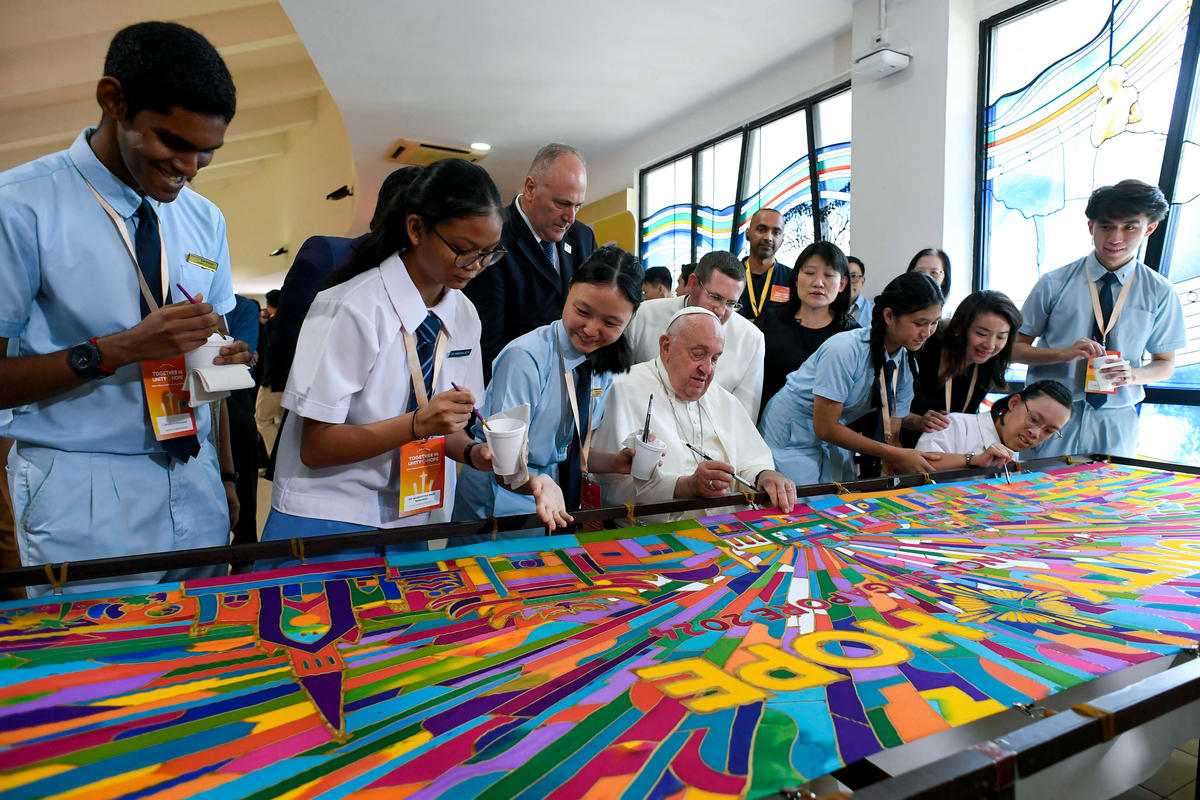 Pope Francis-young people-Catholic Junior College-Singapore