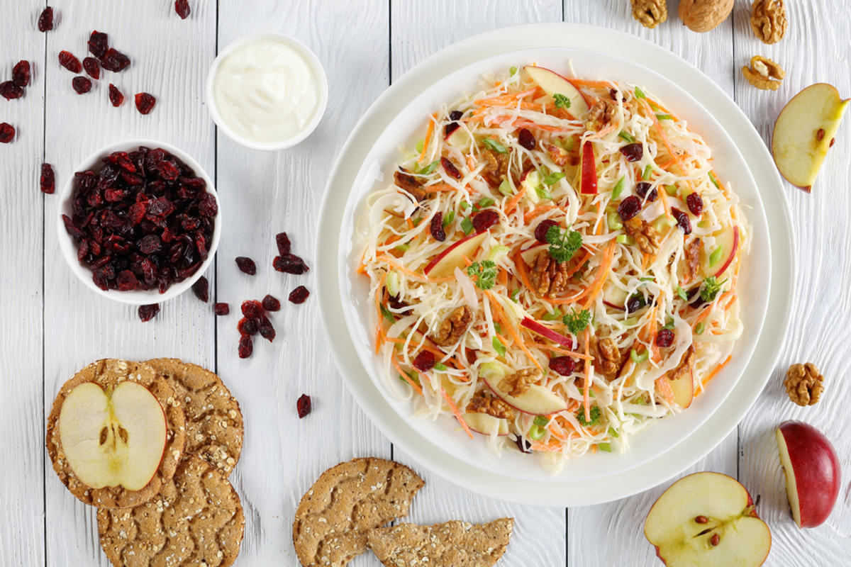 cabbaga and apple salad