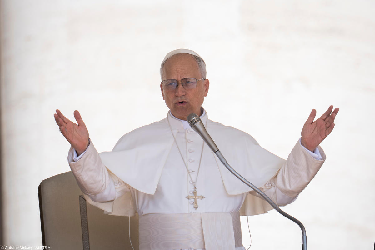 pope-leo-xiv-general-audience-st-peters-square-vatican