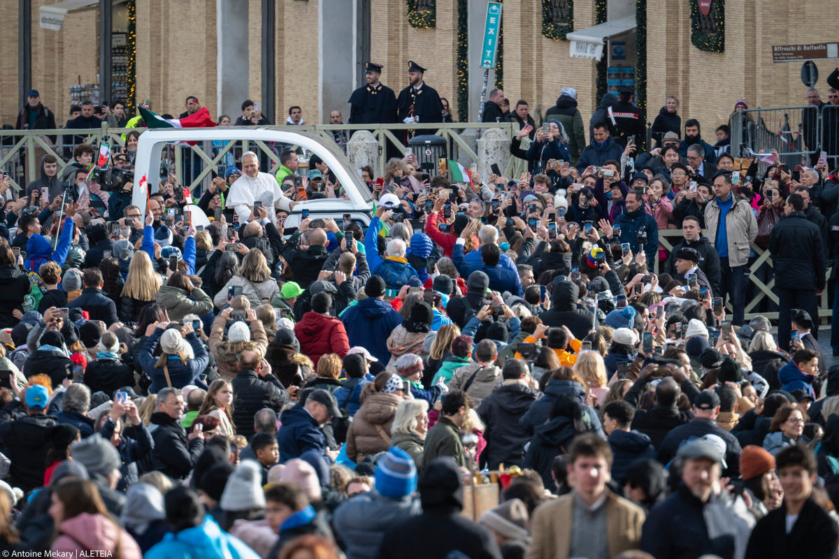 pope-leo-xiv-audience-november-26