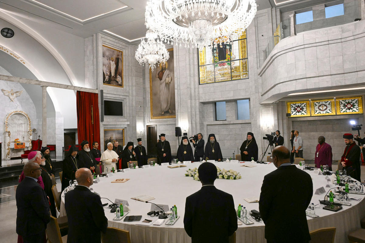 pope-leo-xiv--sultan-ahmed-mosque-blue-mosque-istanbul-afp-