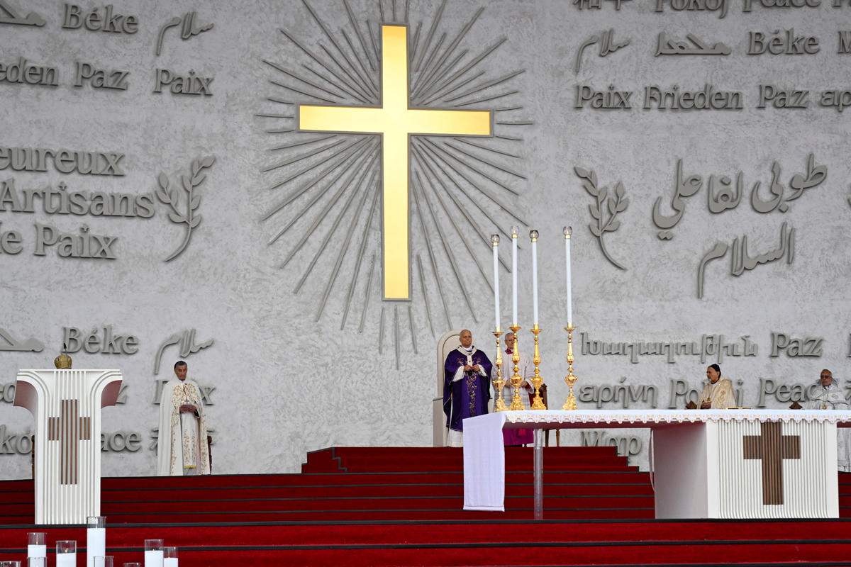 pope-leo-xiv-beirut-waterfront-lebanon