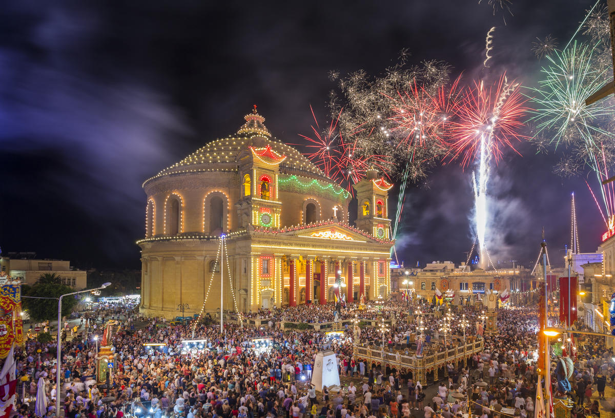 MALTA - Under the Gaze of the Assumption