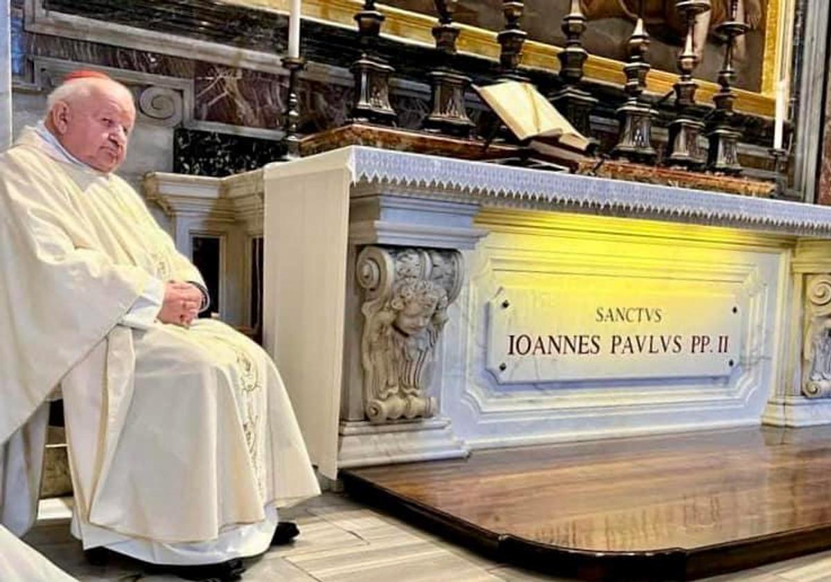 Cardinal-Stanislaw-Dziwisz-archbishop-emeritus-of-Krakow