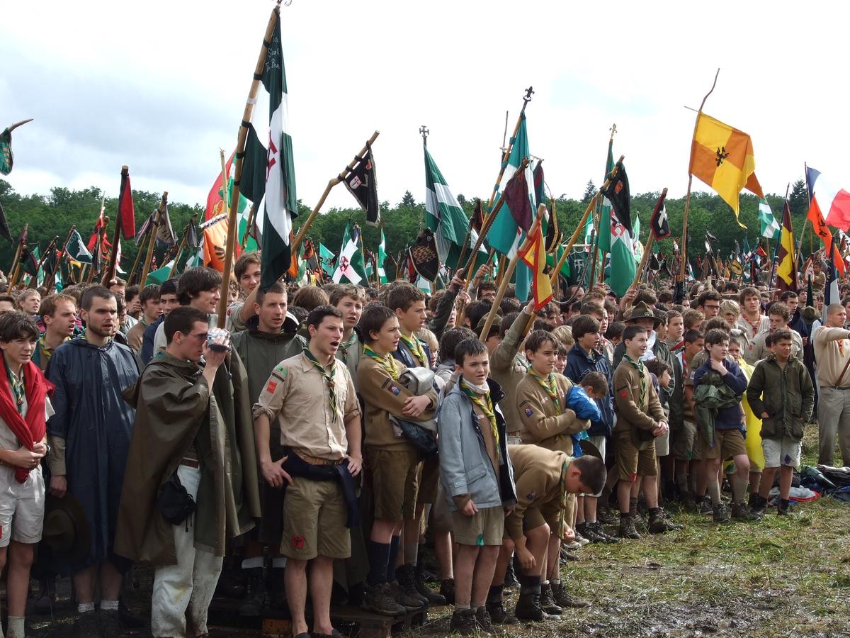 "Ne le cachez pas" : Comment le scoutisme s’impose comme un incontournable dans les CV
