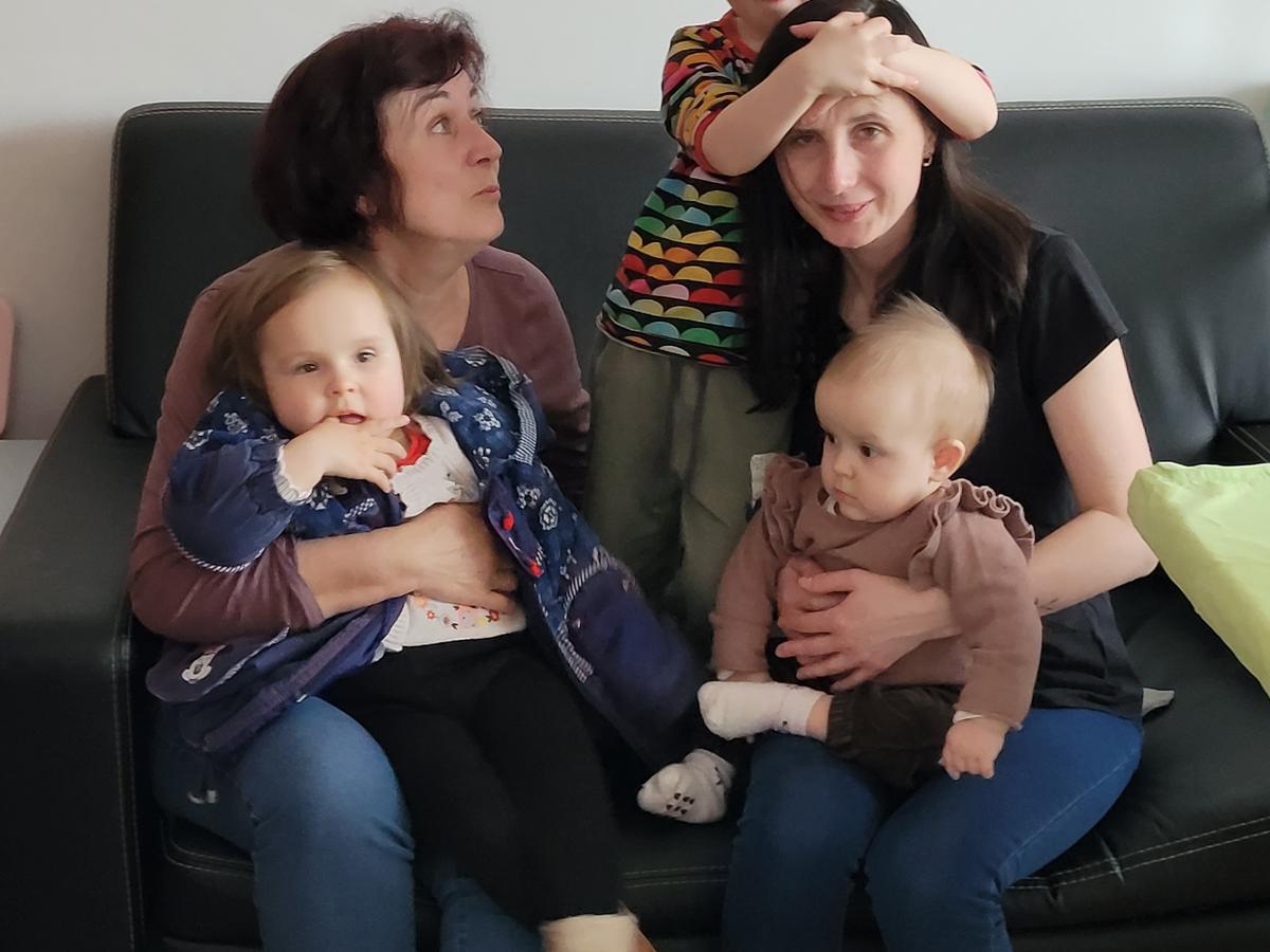 Rodzina Dzedzejów z gośćmi