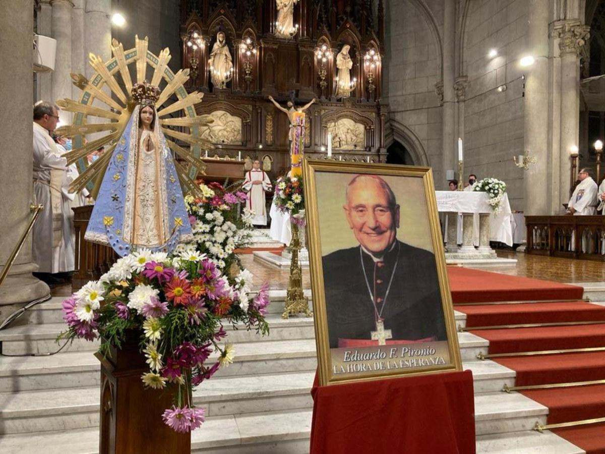 CARDENAL PIRONIO