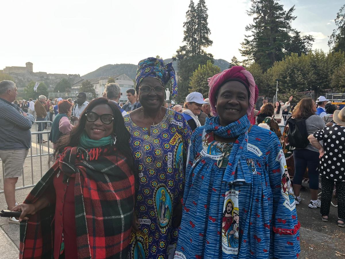 delphine-genevieve-furaha-pilgrims-issy-les-moulineaux-pope-leo-xiv-lourdes-september-27-2026