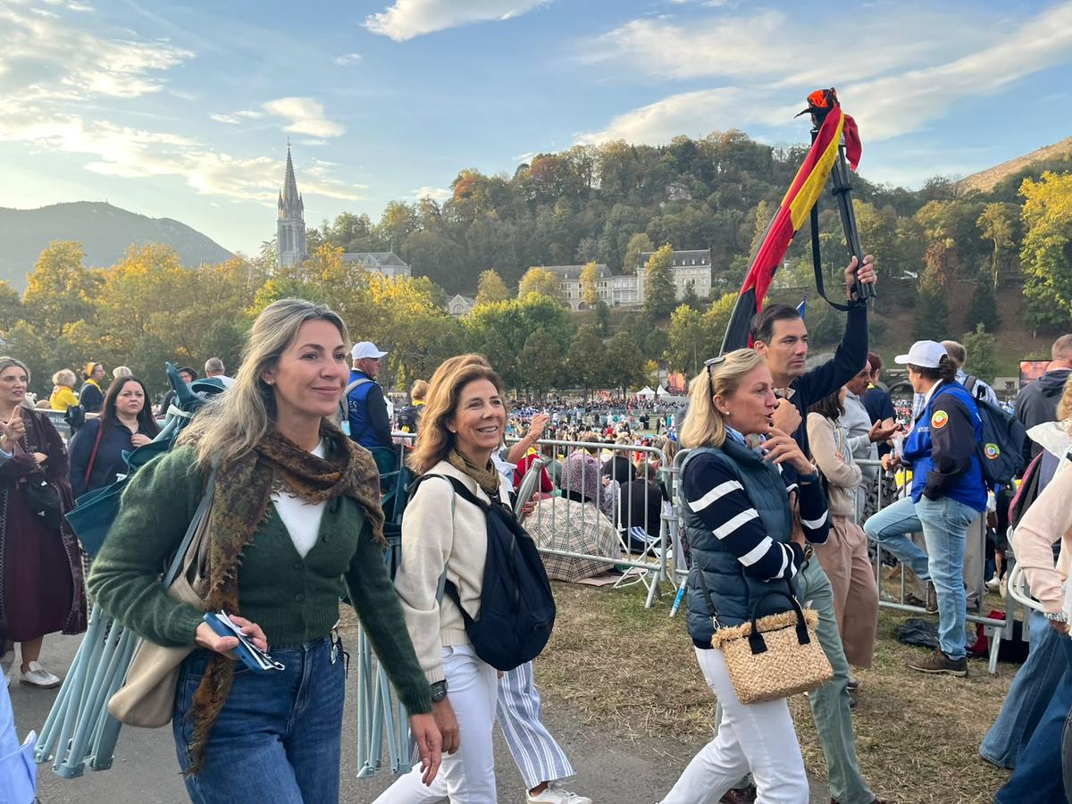 seventeen-pilgrims-madrid-lourdes-pope-leo-xiv-hospitaliers-september-27-2026
