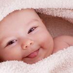 Ocho nombres de bebés inspirados en santos queridos