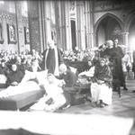Płakali ze szczęścia, że znów są w kościele. Szklane klisze ze zdjęciami przeleżały na strychu niemal 100 lat