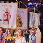 30 ans après l’avoir brodée, Gwenola reconnaît sa bannière au Stade de France