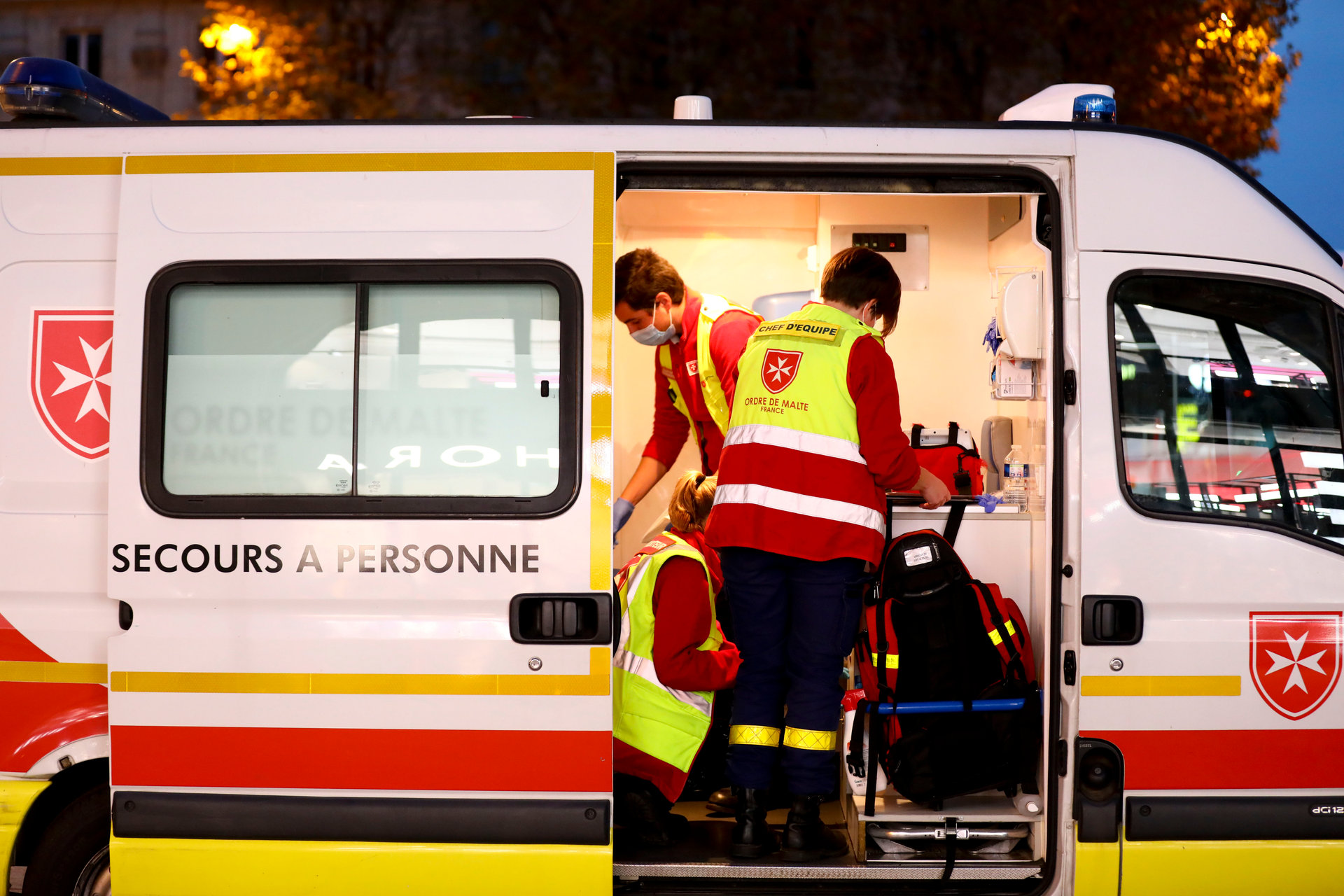 Le nombre de bénévoles s'engageant au moins une fois par semaine dans une association a chuté de 500.000 personnes entre 2025 et 2026.
