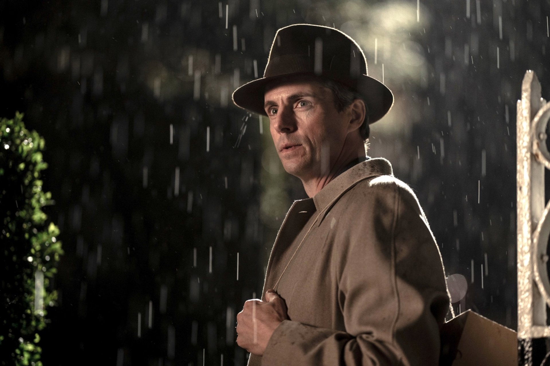 Matthew Goode as C.S. Lewis in "Freud's Last Session"