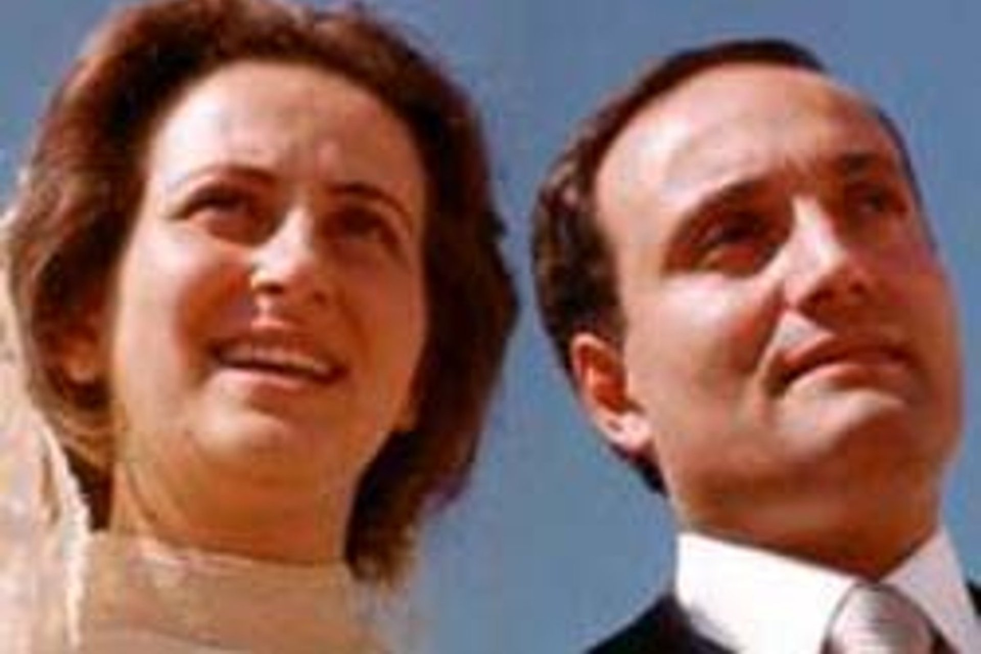 UNE-franco-bono.jpg