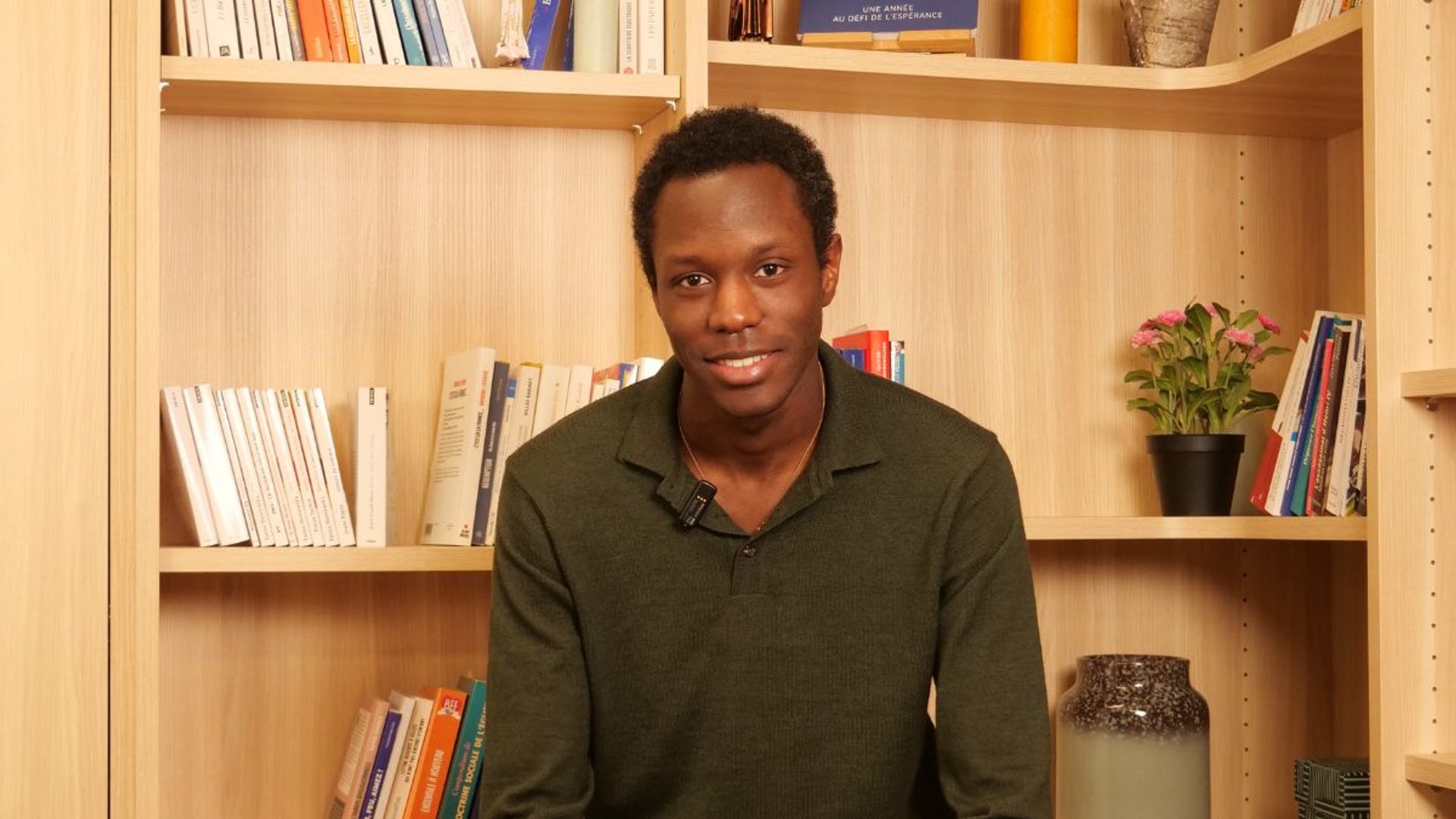 Juriste, Malick donne de son temps auprès des musulmans en voie de conversion