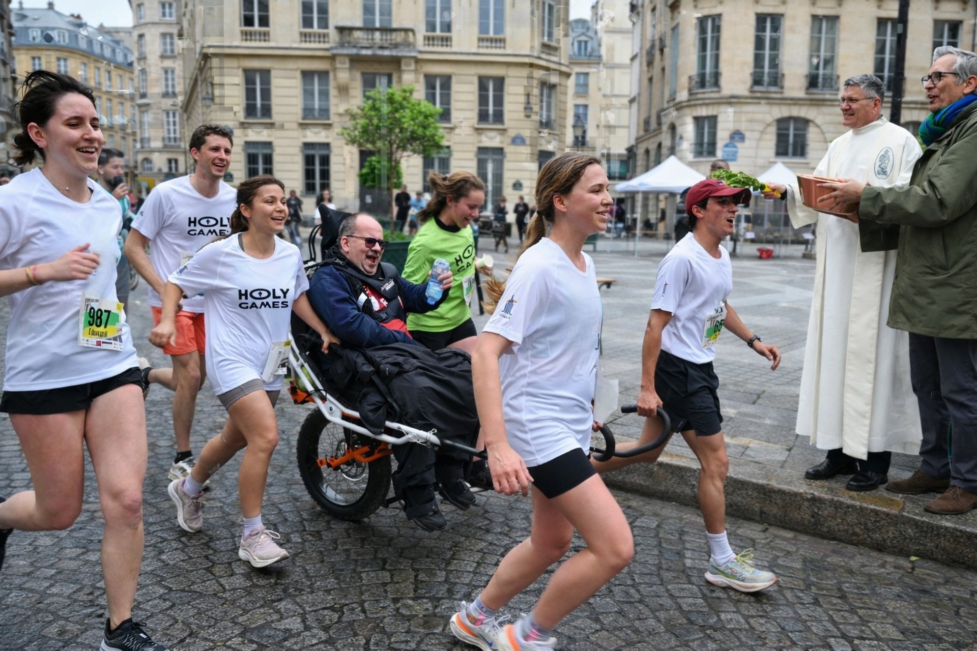 Le départ du Paris Eglises Tour sera donné le 31 mai prochain, à 8h45, de l'église Sainte-Jeanne-de-Chantal, dans le 16e arrondissement, pour une arrivée au pied du Sacré-Cœur avec vue panoramique sur Paris.