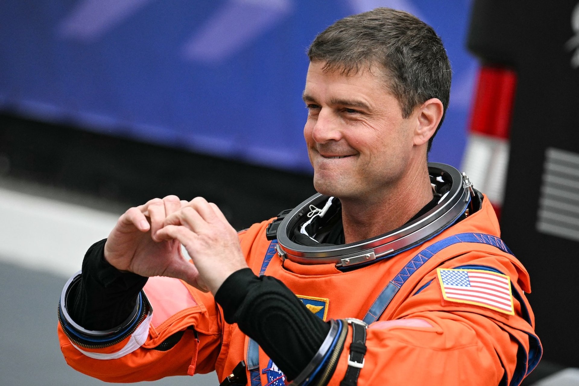 astronaut.jpg