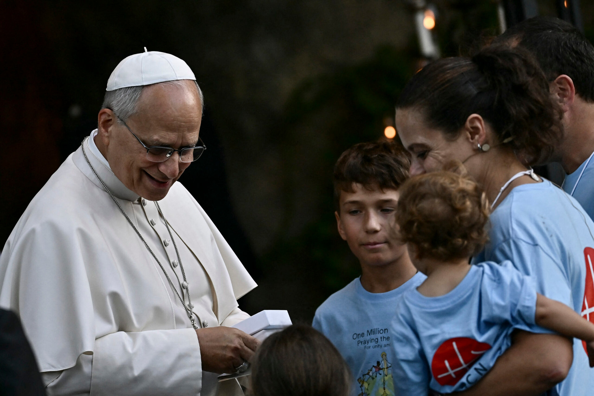 pope-leo-xiv-one-million-children-prayin-rosary-lourdes-grotto-vatican