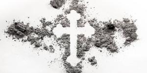 Los efectos espirituales de recibir la ceniza