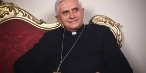 Summary: What does the Munich report say about Pope Benedict XVI?